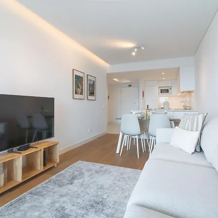 Apartment Glamorous By Atlantic