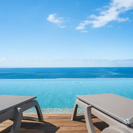 Glamorous By Atlantic * Funchal