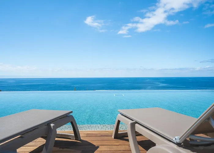 Glamorous By Atlantic * Funchal (Madeira)