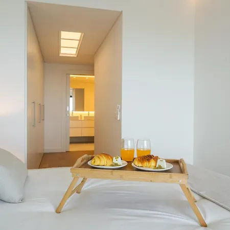 Glamorous By Atlantic Apartament *